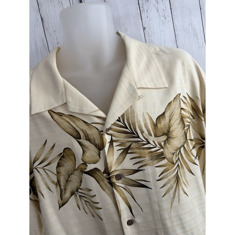 Men's 100% Silk Tommy Bahama Hawaiian Shirt Cream Palm Size XL